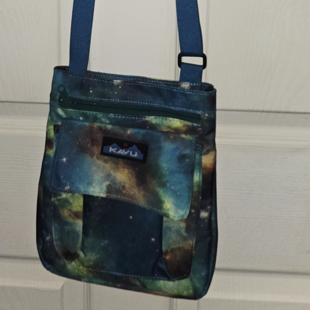 Kavu Cosmic Print Messenger Bag - Picture 7 of 8